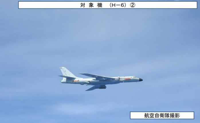 Nhật Bản được khuyên tập làm quen với máy bay Trung Quốc - Ảnh 1.