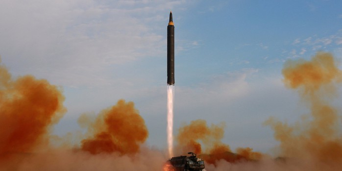 Hàn Quốc: Chiến đấu cơ Triều Tiên bắn tên lửa, thử “tên lửa hành trình” - Ảnh 2.
