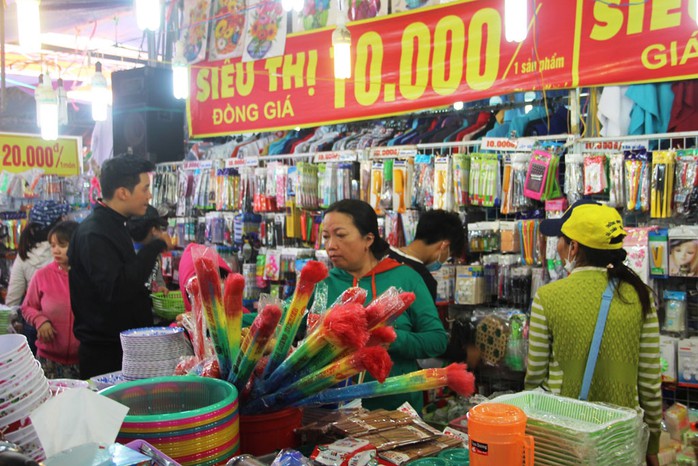 Khai mạc hội chợ thương mại quốc tế Nha Trang - Ảnh 1.