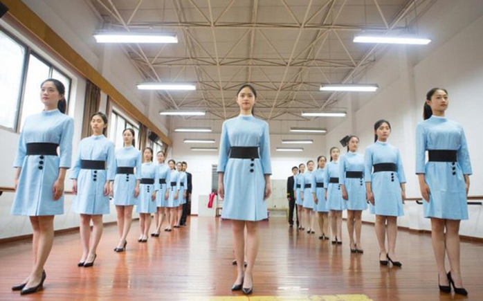 Cười đẹp như tiếp viên hàng không - sự thật khó đến bất ngờ - Ảnh 2. Cười đẹp như tiếp viên hàng không - sự thật khó đến bất ngờ - Ảnh 2.