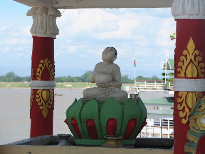 Myanmar: Đến, soi và mỉm cười nhẹ nhõm - Ảnh 19. Myanmar: Đến, soi và mỉm cười nhẹ nhõm - Ảnh 19.