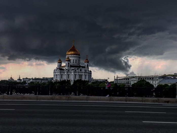 Bão lớn nhất trong vòng 90 năm càn quét Moscow - Ảnh 3.