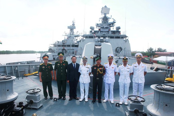 Tàu Hải quân Ấn Độ thăm thành phố Hải Phòng - Ảnh 7.