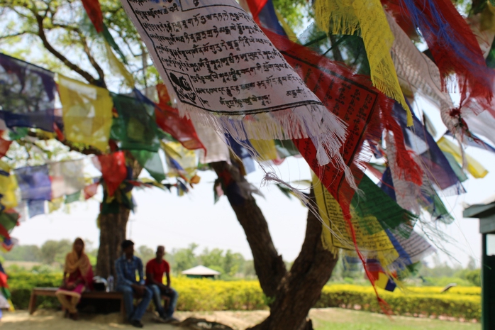 Đi chân đất ở Lumbini - Ảnh 2. Đi chân đất ở Lumbini - Ảnh 2.