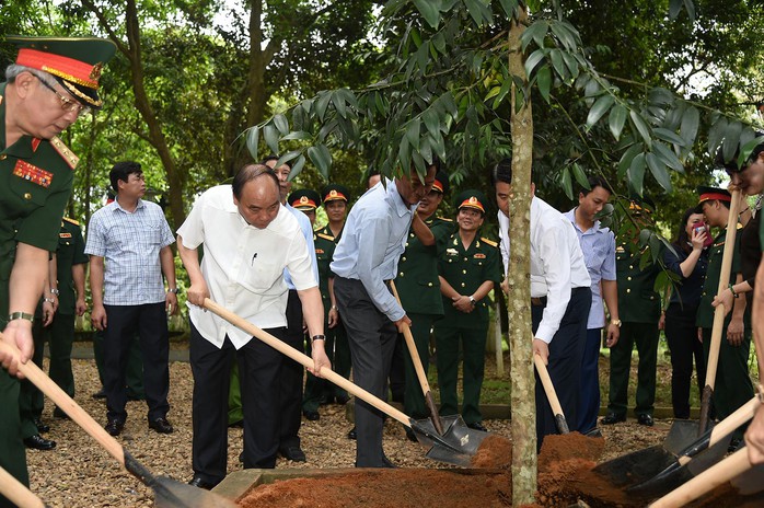 Giữ gìn lâu dài thi hài Bác Hồ - Ảnh 1.