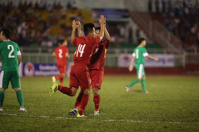 Đè bẹp Macau 8-1, U23 Việt Nam chiếm ngôi đầu bảng - Ảnh 7.