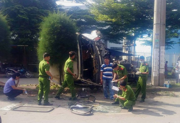 Xe container gây tai nạn nghiêm trọng trong KCN Tân Bình - Ảnh 3.