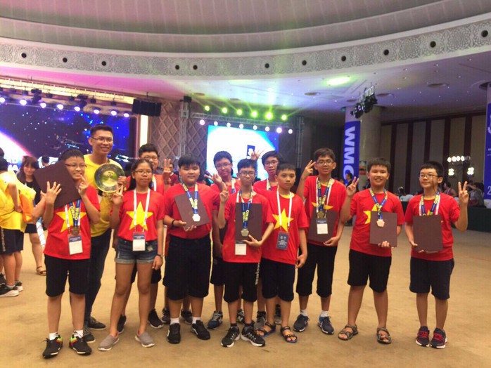 Đoàn Việt Nam thắng lớn tại kỳ thi toán quốc tế WMO - Ảnh 4.