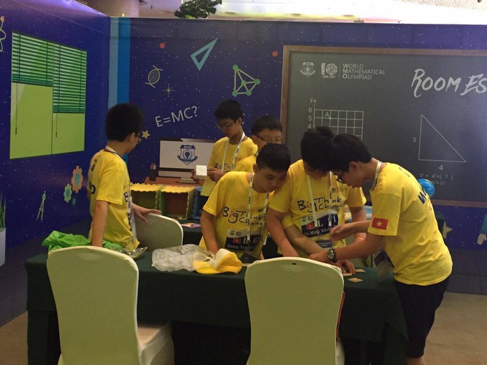 Đoàn Việt Nam thắng lớn tại kỳ thi toán quốc tế WMO - Ảnh 1.