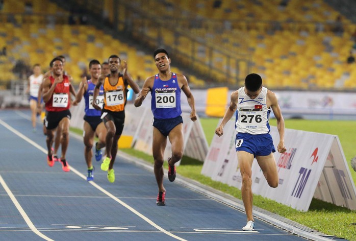 SEA Games ngày 23-8: Cú đúp vàng của Lê Tú Chinh - Ảnh 5.