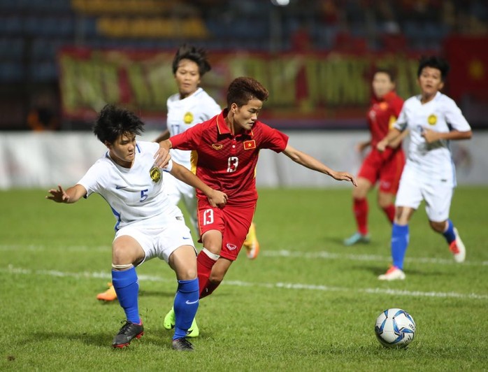 Thắng Malaysia 6-0, bóng đá nữ Việt Nam đoạt HCV - Ảnh 7.