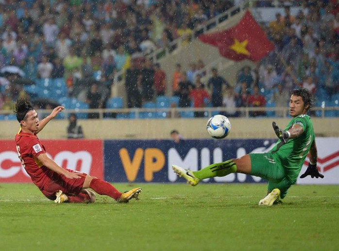 Thắng 5 sao Campuchia, Việt Nam đặt 1 chân vào VCK Asian Cup - Ảnh 10.