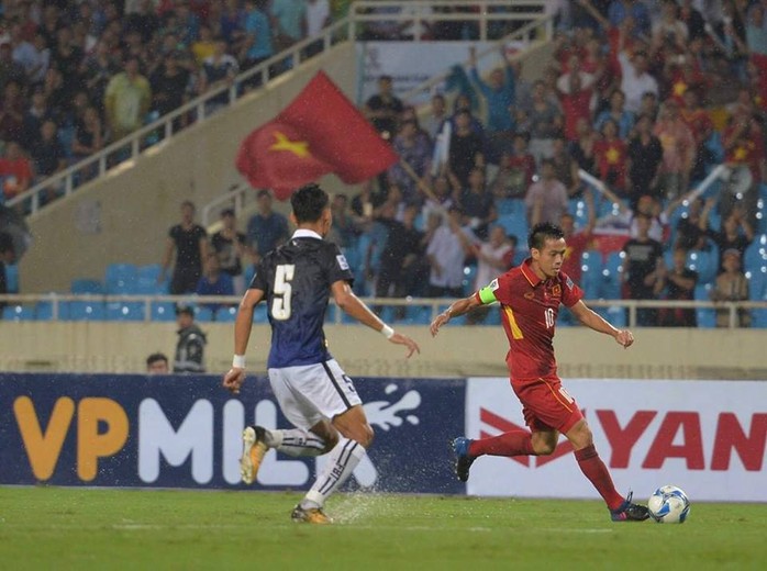 Thắng 5 sao Campuchia, Việt Nam đặt 1 chân vào VCK Asian Cup - Ảnh 8.