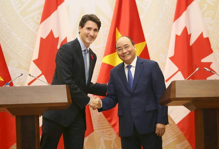 Thủ tướng Việt Nam - Canada nắm chặt tay nâng cấp quan hệ - Ảnh 1.