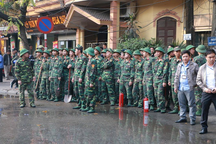 Cháy lớn quán cà phê tại quận Ba Đình - Ảnh 6.