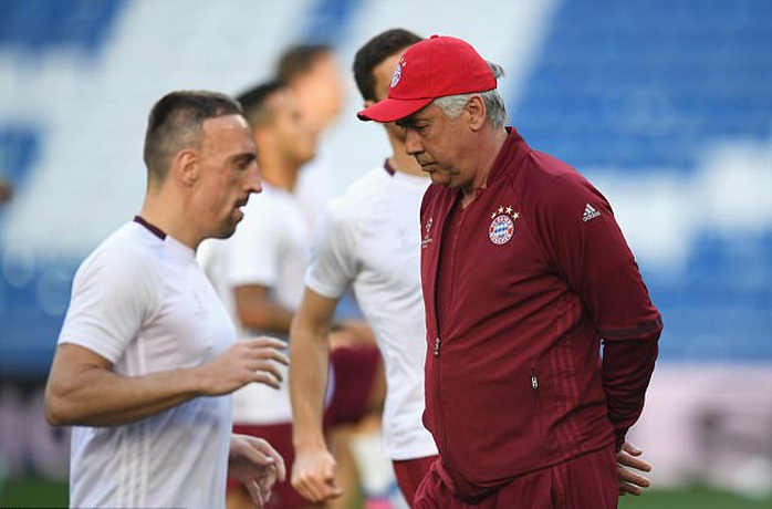 Không phải Ribery hay Robben mà Lewandowski mới là chân sút được Ancelotti tin tưởng sẽ tạo nên sự khác biệt