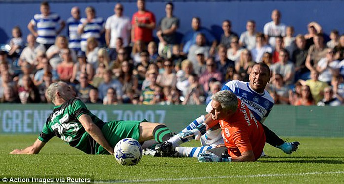 Mourinho làm thủ môn, đội nhà thủng lưới liền 6 bàn - Ảnh 6.
