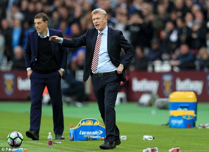 Moyes thay thế Bilic: Fan West Ham nổi giận - Ảnh 2.