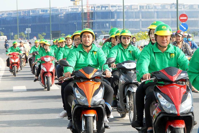 Xe ôm công nghệ Mai Linh khác gì Uber, Grab? - Ảnh 1.