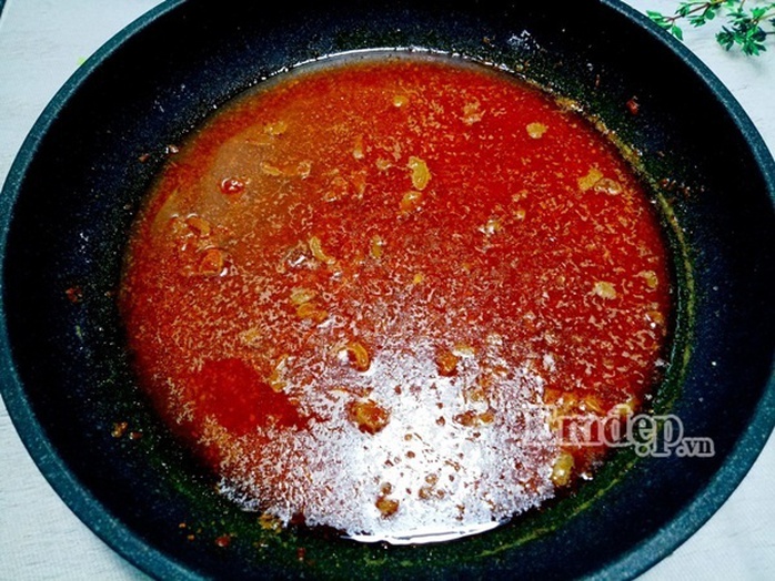 Trời mưa ăn cá nục kho măng đậm đà, cả nhà ngon cơm - Ảnh 6. Trời mưa ăn cá nục kho măng đậm đà, cả nhà ngon cơm - Ảnh 6.
