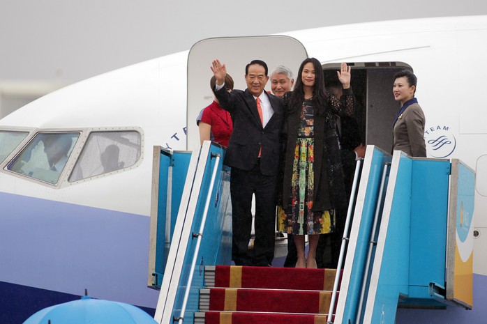Đoàn đại biểu APEC 2017 đầu tiên đáp xuống Đà Nẵng - Ảnh 3.