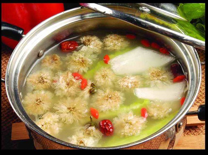 Món ngon độc lạ từ hoa cúc mùa thu nghĩ đến mà thèm - Ảnh 9. Món ngon độc lạ từ hoa cúc mùa thu nghĩ đến mà thèm - Ảnh 9.