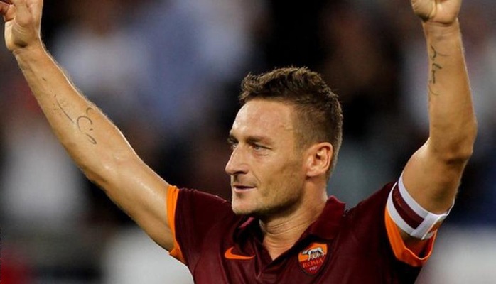 Totti treo giày, chuyển qua làm giám đốc  - Ảnh 1.