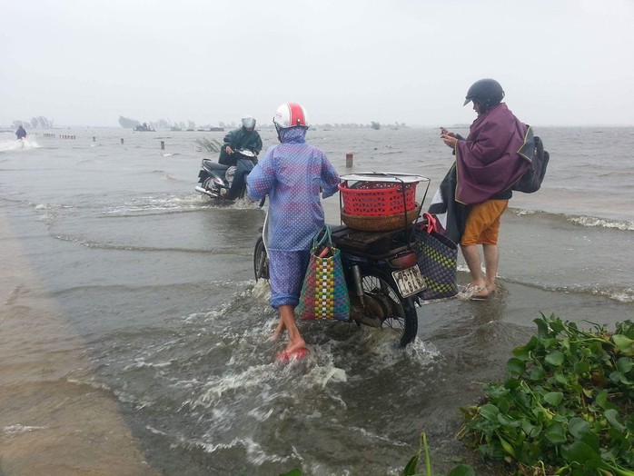 Thừa Thiên - Huế: Lũ trên sông Bồ sẽ vượt đỉnh lịch sử năm 1999 - Ảnh 13.