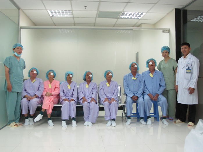 Chương trình khám mắt miễn phí và phẫu thuật Phaco cho các đối tượng chính sách - Ảnh 2. Chương trình khám mắt miễn phí và phẫu thuật Phaco cho các đối tượng chính sách - Ảnh 2.