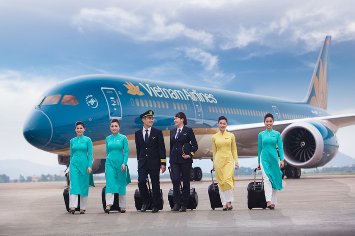 Vietnam Airlines lọt top 10 Nhãn hiệu nổi tiếng nhất Việt Nam năm 2017 - Ảnh 1.
