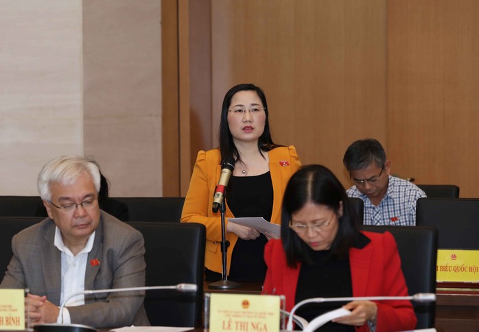 
Ủy viên Thường trực Ủy ban Pháp luật của Quốc hội Nguyễn Thị Thủy phát biểu ý kiến Ảnh: TTXVN
