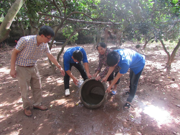 Gần 2.000 tổ xung kích chống sốt xuất huyết - Ảnh 1.