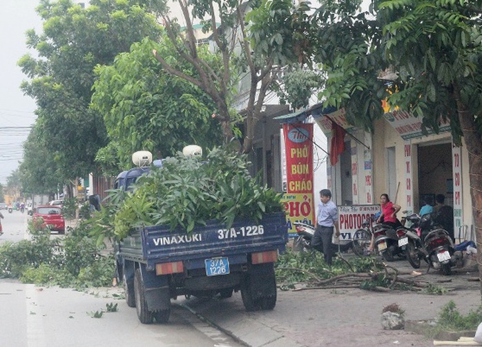 Miền Trung hối hả ứng phó siêu bão - Ảnh 27.