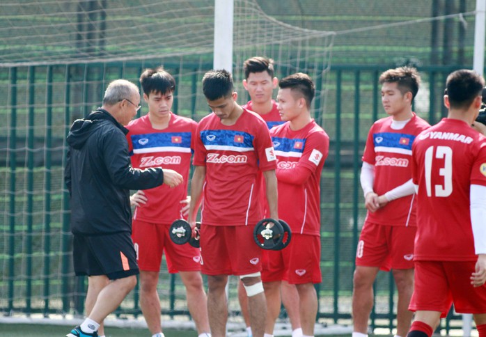Lịch THTT: U23 Việt Nam gặp Myanmar, Real đối đầu Sevilla - Ảnh 1.
