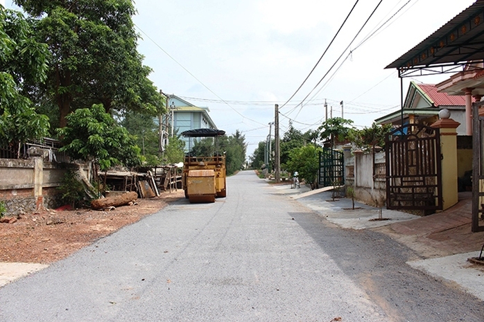 Tỉnh thưởng 5 tỉ đồng cho thành phố vì đạt Nông thôn mới - Ảnh 1.