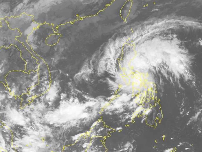 Áp thấp nhiệt đới khả năng mạnh lên thành bão giật cấp 12 - Ảnh 2.