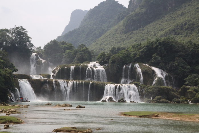 Thác Bản Giốc trở thành địa điểm du lịch trọng điểm quốc gia - Ảnh: Phạm Dương