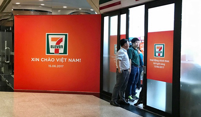 Châm ngòi ‘cuộc chiến’ bán lẻ - Ảnh 3. Châm ngòi ‘cuộc chiến’ bán lẻ - Ảnh 3.