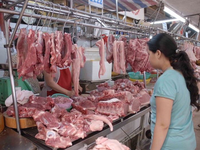 Người tiêu dùng đang bị móc túi quá nhiều, một phần do miếng thịt phải đi qua nhiều khâu trung gian.