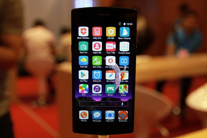 Bkav Bphone 2 sẽ được phân phối qua hệ thống Thế Giới Di Động - Ảnh 1. Bkav Bphone 2 sẽ được phân phối qua hệ thống Thế Giới Di Động - Ảnh 1.