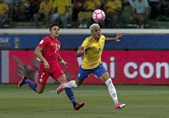 Sanchez và đồng đội đắng lòng nhìn Peru lấy suất play-off World Cup - Ảnh 4.