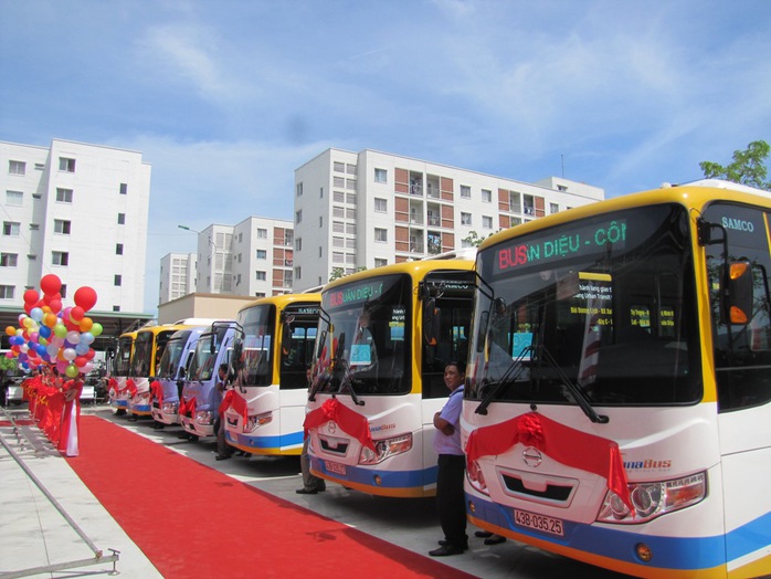 Đà Nẵng:  Khai trương tuyến buýt TMF miễn phí vé  một năm - Ảnh 2.