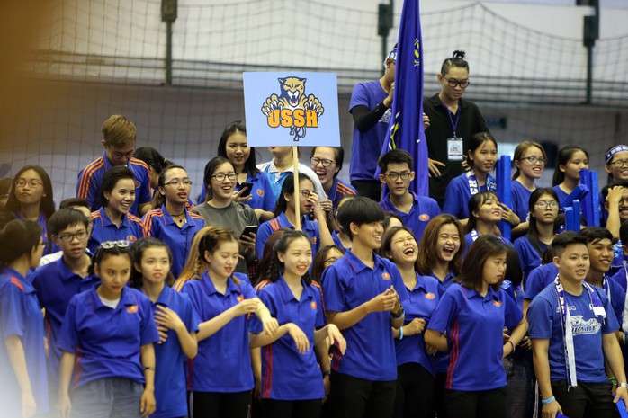 ĐH Tôn Đức Thắng vô địch Dance Battle, Bách Khoa đăng quang futsal - Ảnh 2.