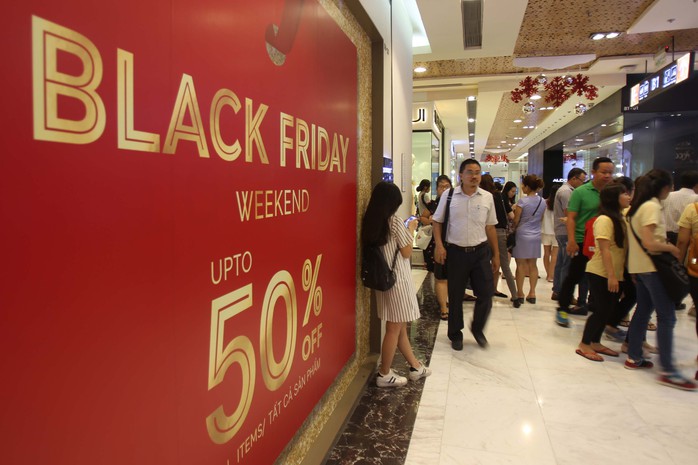 Cẩn trọng với khuyến mãi ăn theo Black Friday - Ảnh 1.