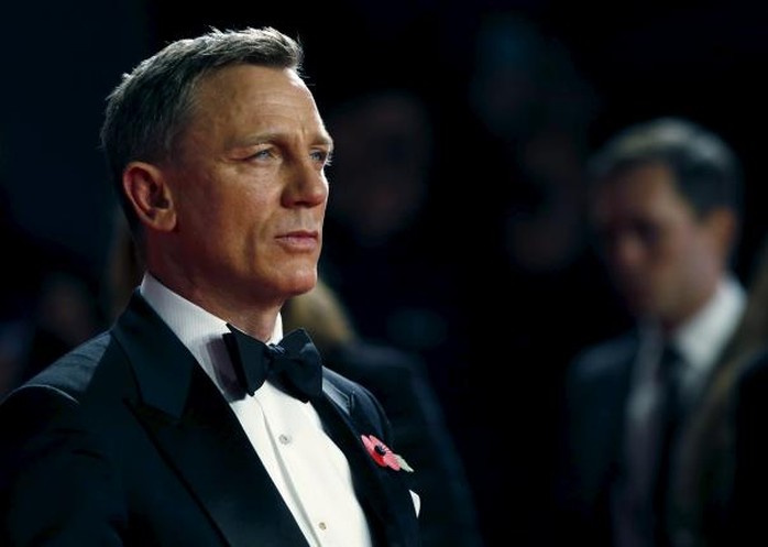 Daniel Craig tiếp tục thủ vai điệp viên 007 - Ảnh 1.