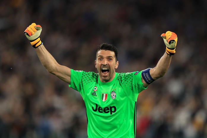 Buffon khát cúp Champions League trước khi treo găng - Ảnh 2.