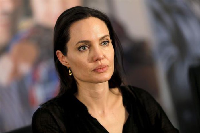 Angelina Jolie phản bác chỉ trích  cô tàn nhẫn - Ảnh 2.