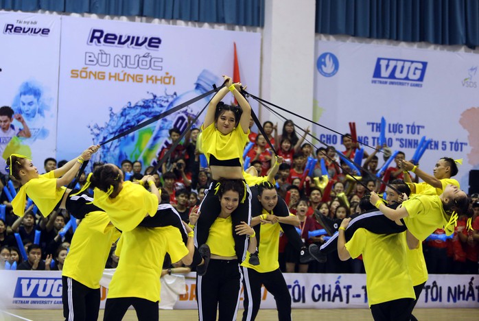 ĐH Tôn Đức Thắng vô địch Dance Battle, Bách Khoa đăng quang futsal - Ảnh 6.