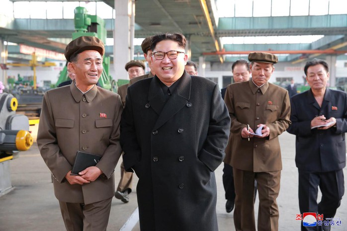 Triều Tiên quyết đóng tàu ngầm mang tên lửa đạn đạo? - Ảnh 1.