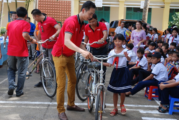 Được học, được chơi còn được quà - Ảnh 9.